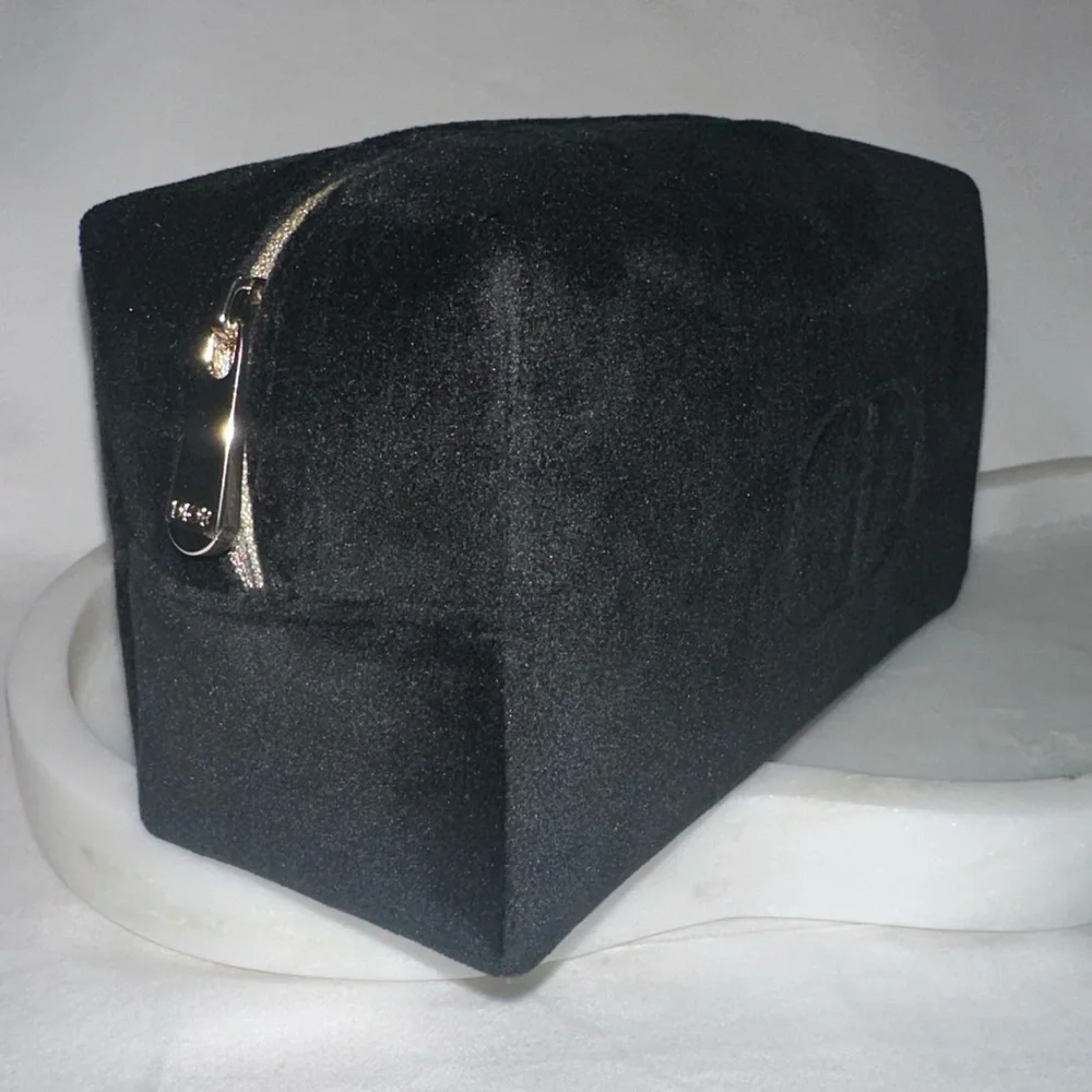 Dior Prestige Pouch Set - Picture 2 of 9